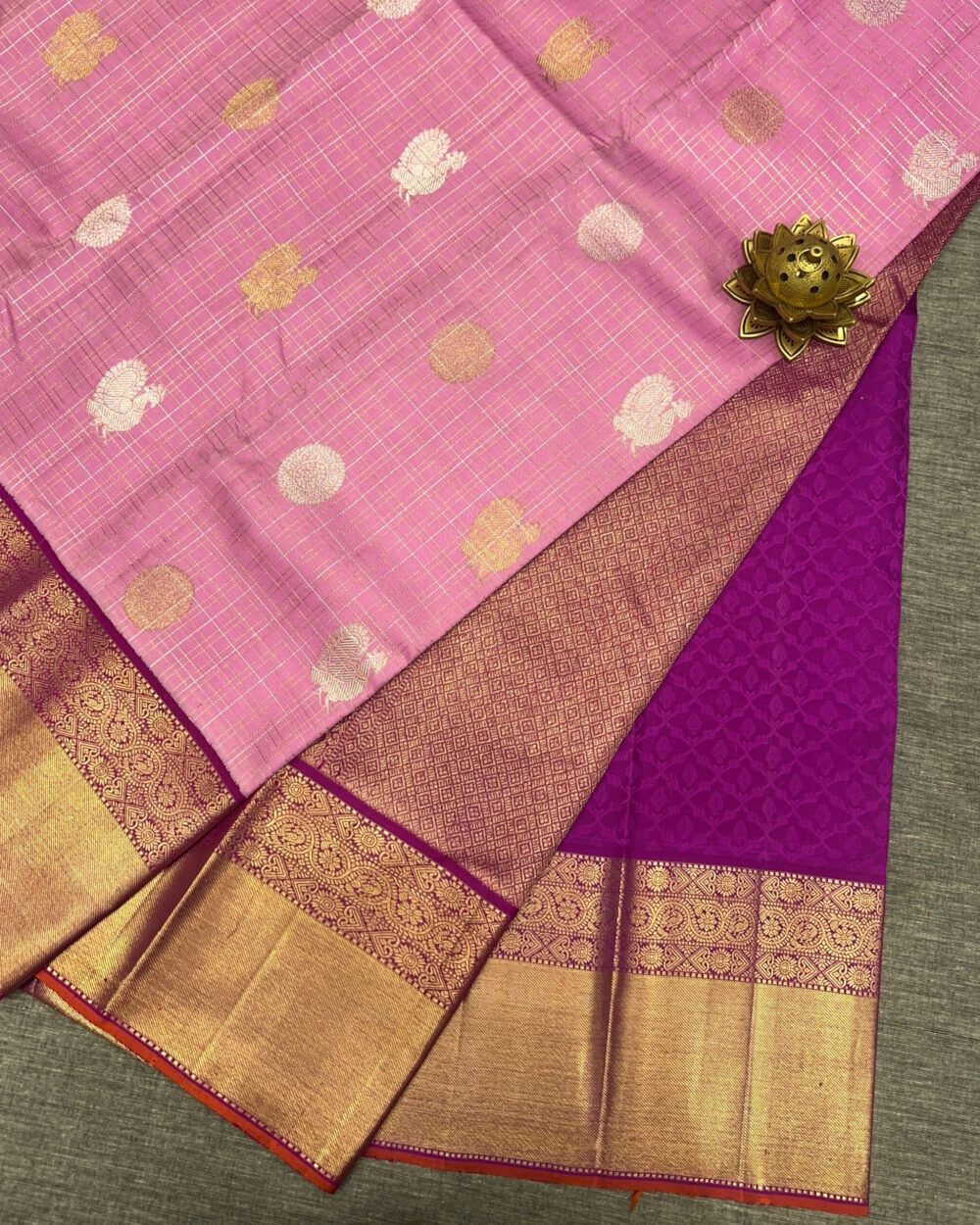 Light Pink Kanjivaram Saree - Image 3