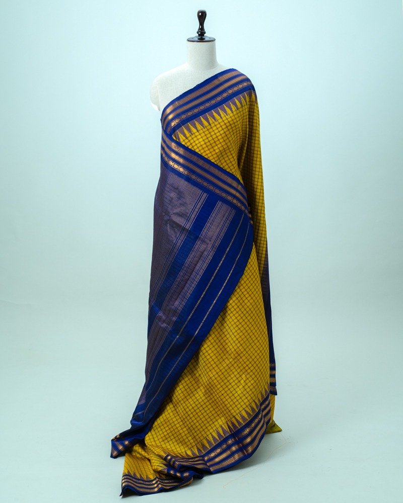 Green checks Gadwal Silks
