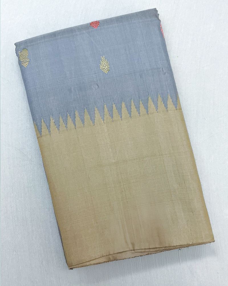 Grey & Biege Gadwal silk saree - Image 5