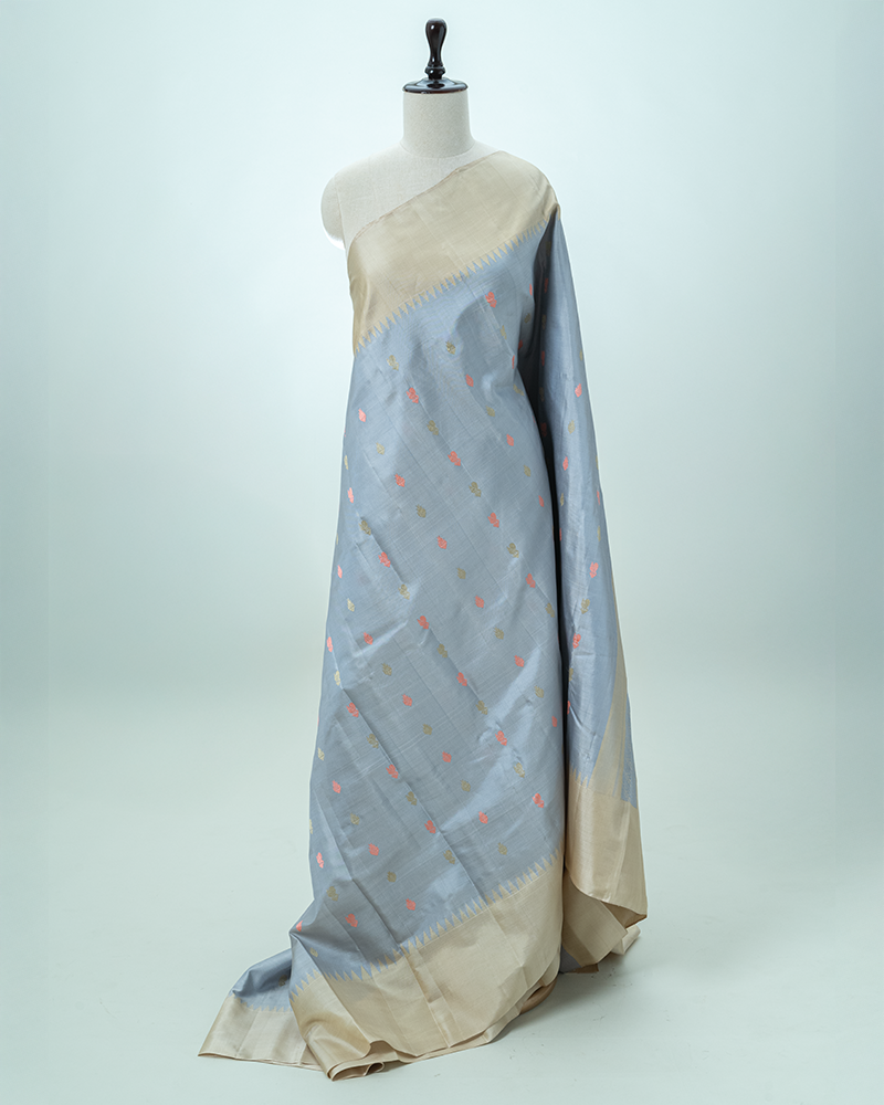Grey & Biege Gadwal silk saree - Image 3