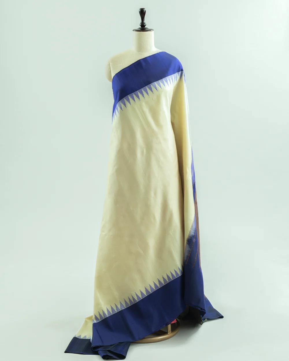 Cream & Ink Blue Gadwal Silk Saree