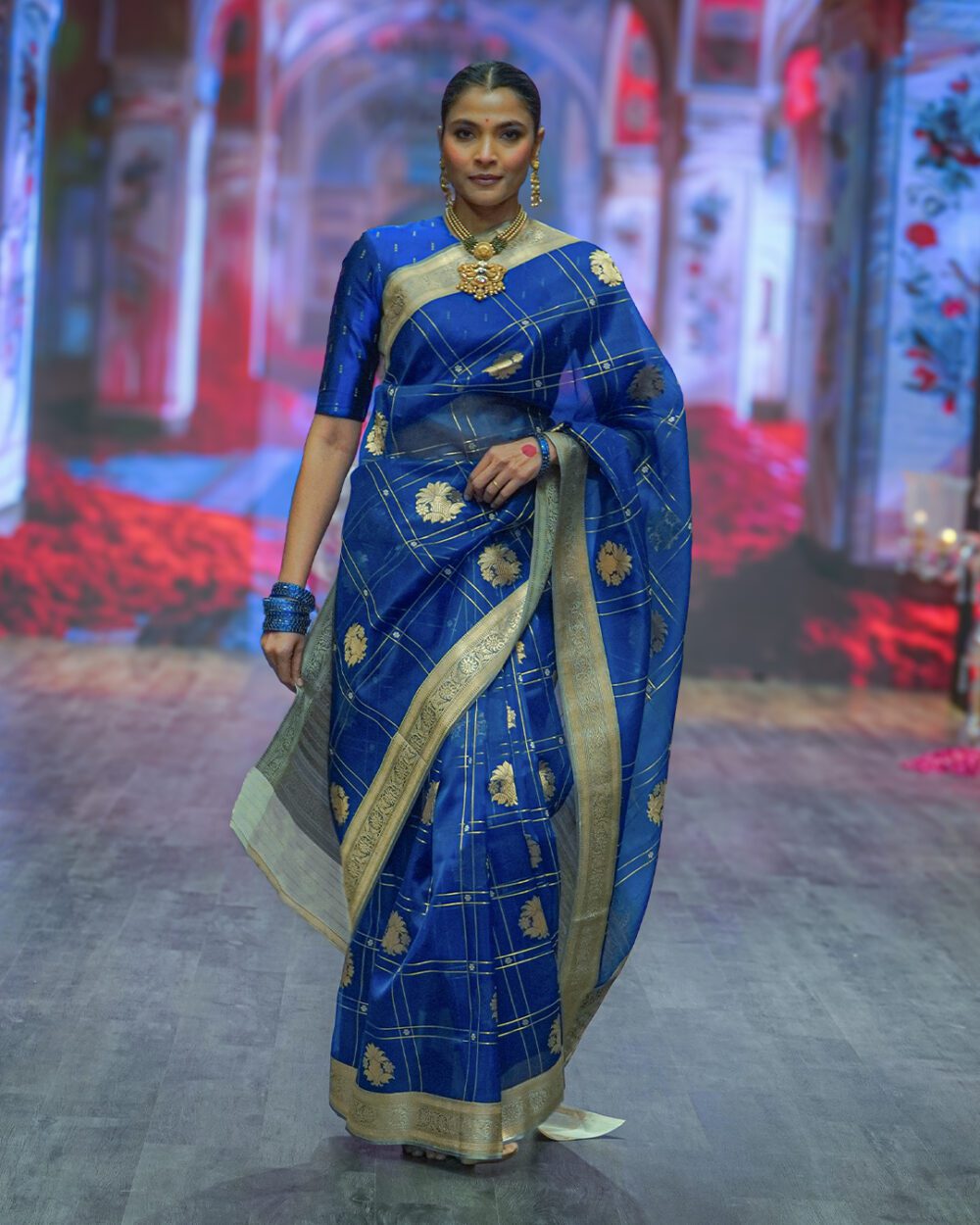 Navy Blue Kora Banaras Handloom Silk Saree