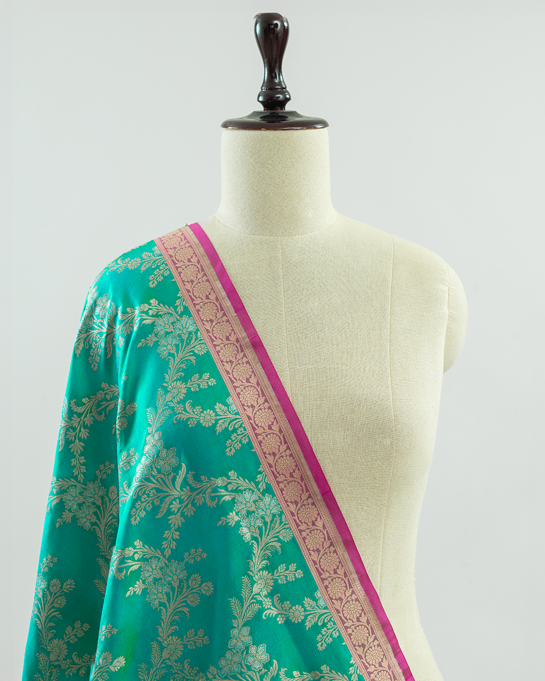 Sea Green Banaras Silk Dupatta - Image 2