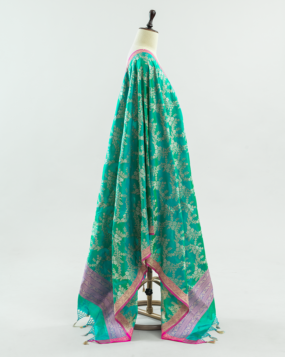 Sea Green Banaras Silk Dupatta - Image 3