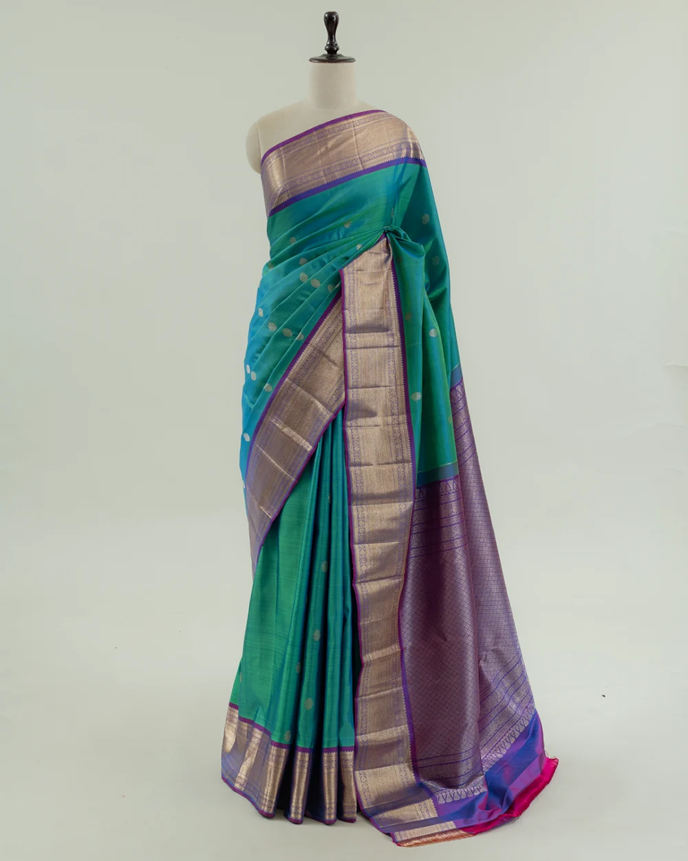 Peacock Green Kanjivaram Handloom Silk Saree