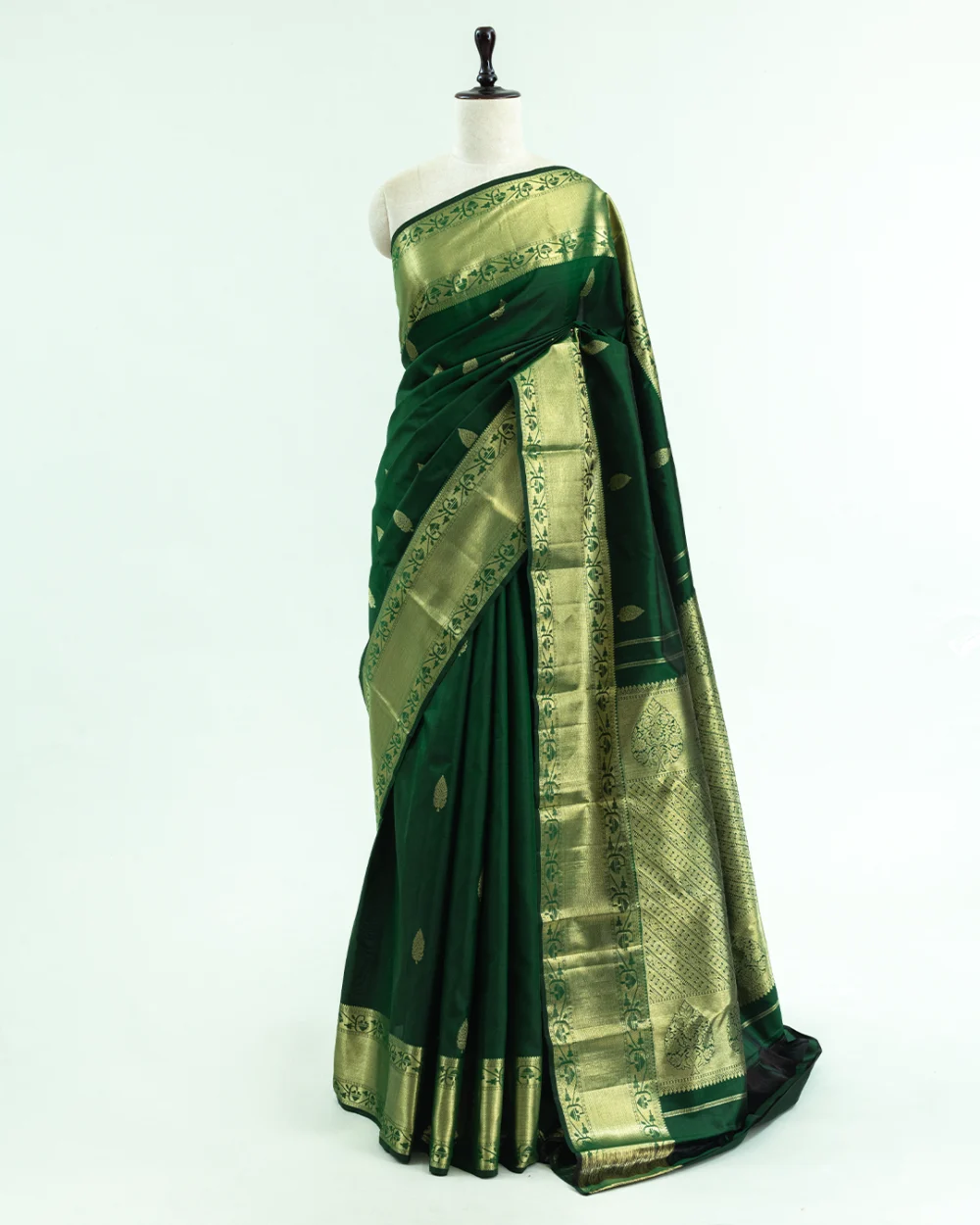 Deep Emerald Green Kanjivaram Handloom Silk Saree