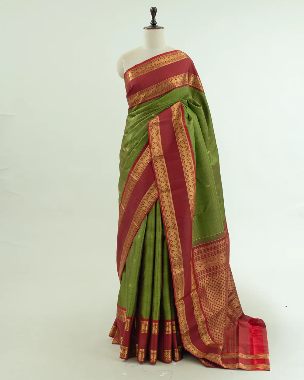 Fresh Leaf  Veldhari  Kanjivaram Handloom Silk Saree