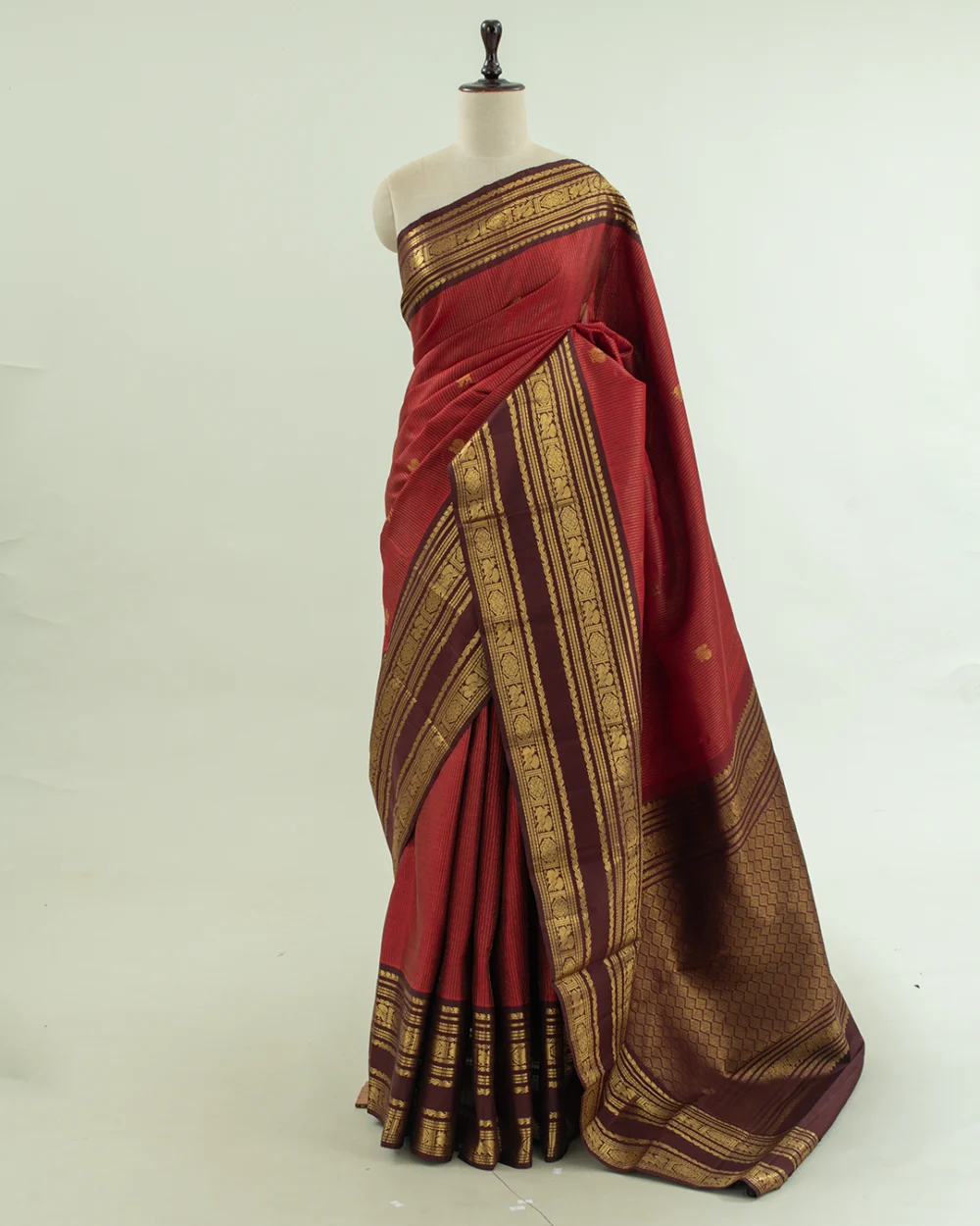 Maroon Veldhari Checks Kanjivaram Handloom Silk Saree