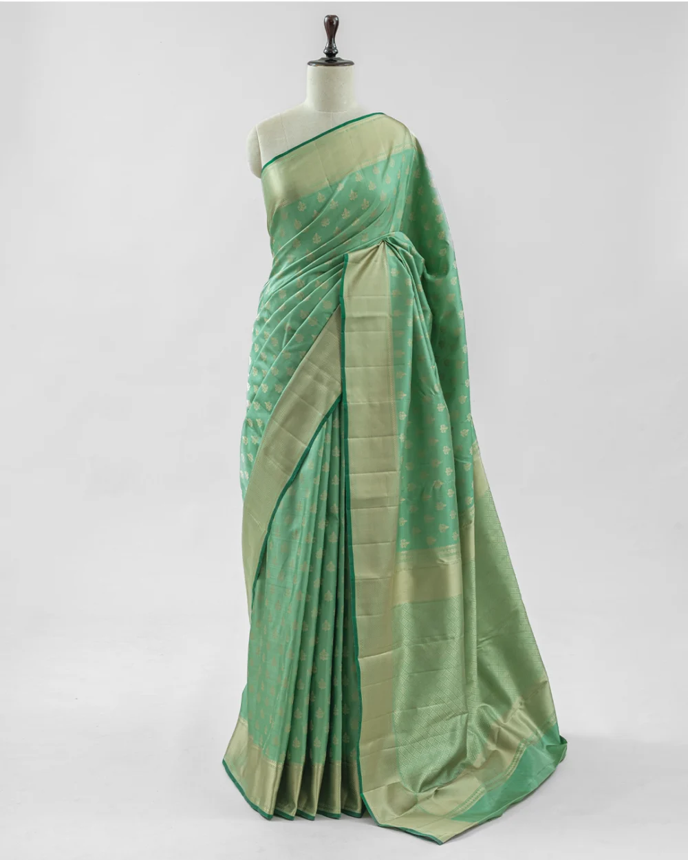 Pastel Green Kanjivaram Handloom Silk Saree