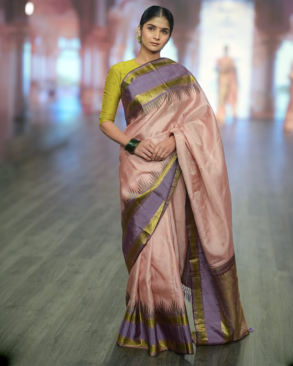 Soft Peach & Mauve Kanjivaram Handloom Silk Saree